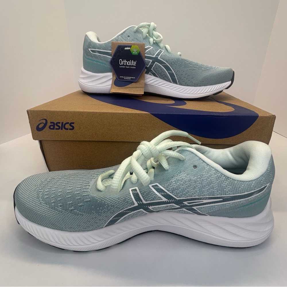 ASICS Women's Mint Green Lace-Up Running Sneakers